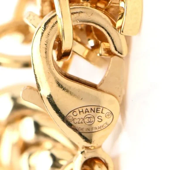 SOLD Chanel CC Pendant Chain Necklace - Picture 10 of 14